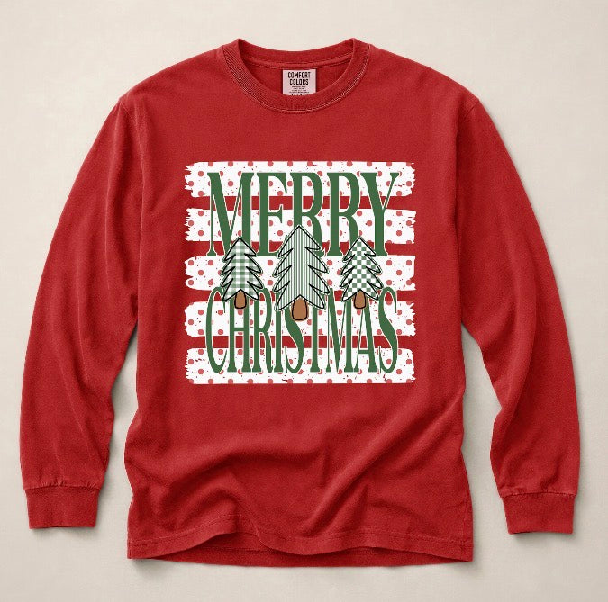 Merry Christmas in Green Long Sleeve Tee