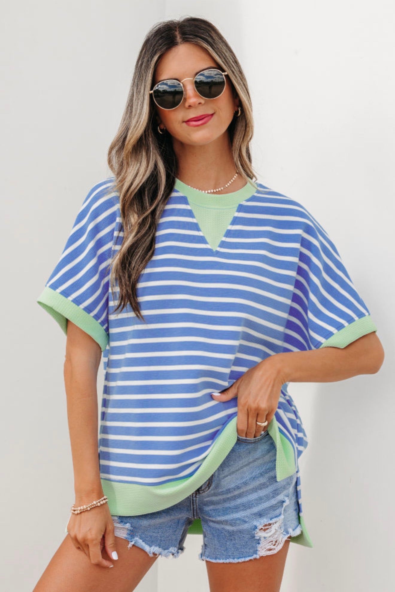 The blue striped boutique Top