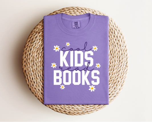 “Cool kids read books”Tee
